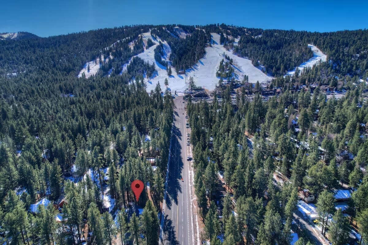 Summit A photo 2